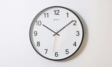 Ndryshimi i orës, kur i kthejmë akrepat e orës një orë prapa?