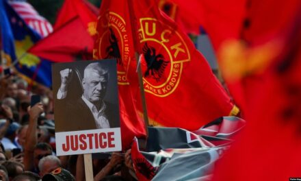 Tubimi i 17 Tetorit në Tiranë, kreu i veteranëve të UÇK: Të pranishëm Rama dhe Moisiu! Nga PD po presim përgjigje…