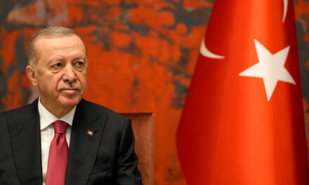 Turqia: Duke u larguar nga NATO me sytë nga Lindja