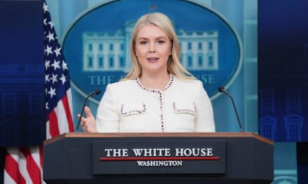 Shtëpia e Bardhë: Kryeministrja japonez do ta nominojë Trumpin për Çmimin Nobel për Paqen