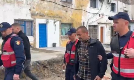 Kërcënoi me plumba gjyqtarët, arrestohet xhaxhai i Elvis Shkambit