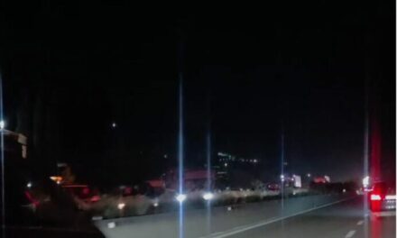 Rëndohet trafiku në rrugën, Tiranë-Elbasan/ Shkak mbyllja e autostradës Vorë-Durrës, policia bën apel shoferëve: Përdorni rrugët alternative