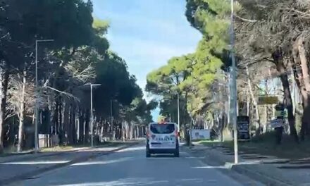 “Të shtëna me armë në Plazhin e Vjetër”, telefonata alarmon Policinë e Vlorës