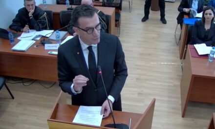 E riktheu në krye të Bashkisë, Erion Veliaj kërkon lirinë në Kushtetuese!