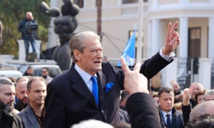 Çfarë pritet të bëjnë demokratët?! Deputeti i PD zbulon planin e opozitës në protestën e 17 nëntorit