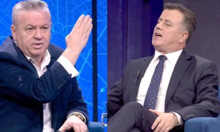 Sherri mes demokratëve, Murrizi i kthehet Nokës: Demokratët s’janë vartësit e tu, butakët rreth teje po dëmtojnë Partinë