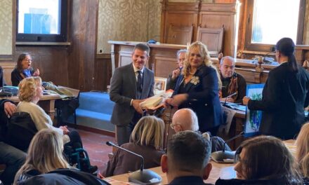 Aleksandër Çipa fiton çmimin e rëndësishëm ndërkombëtar “Oscar Wilde”: Nderim i veçantë për mua