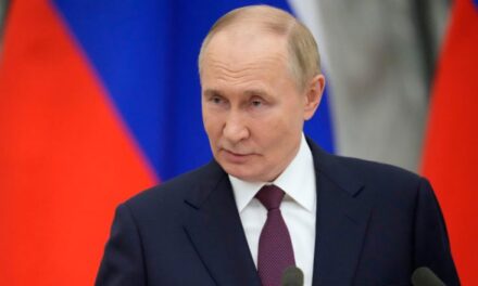 Putin: Rusia po përgatitet për hakmarrje nëse kërcënohen asetet e saj të ngrira