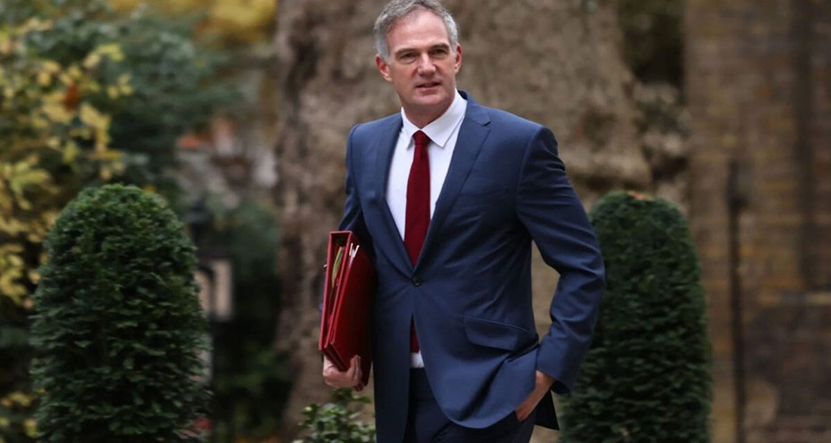 Ministri, Peter Kyle: Taksat e punës po i largojnë britanikët nga vendi