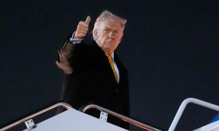 Biseda telefonike e Trump me Melonin dhe Presidentin e Finlandës rreth Ukrainës