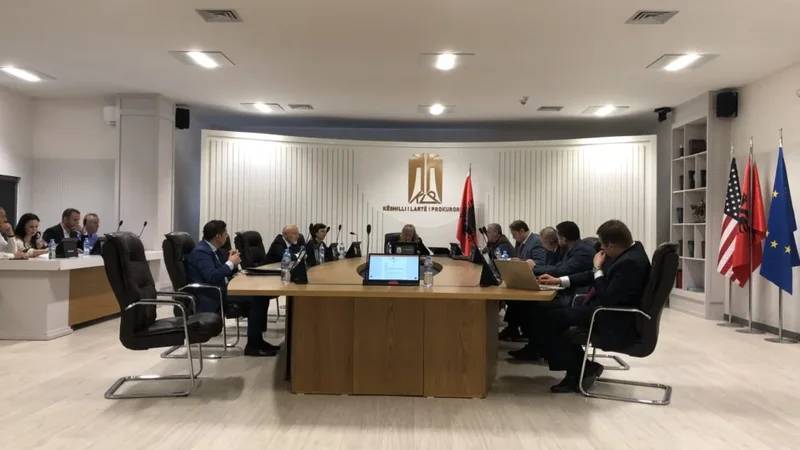 Kur vëzhgimi kthehet në mesazh