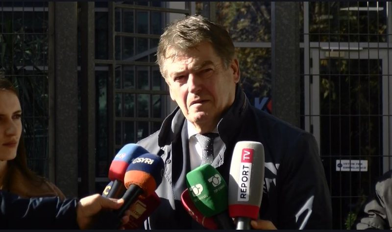 Bamir Topi pas marrjes në pyetje nga SPAK: Kam folur pa fund për ’21 Janarin’