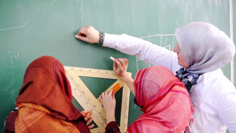 Austria ndalon mbulimin me shami për vajzat nën 14 vjeç: Kush refuzon, gjobë ose burg