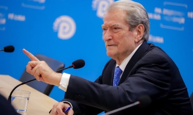 Berisha ‘i përgjigjet’ Salianjit për revoltën: Më 22 dhjetor protestë kombëtare, deri në krijimin e qeverisë teknike