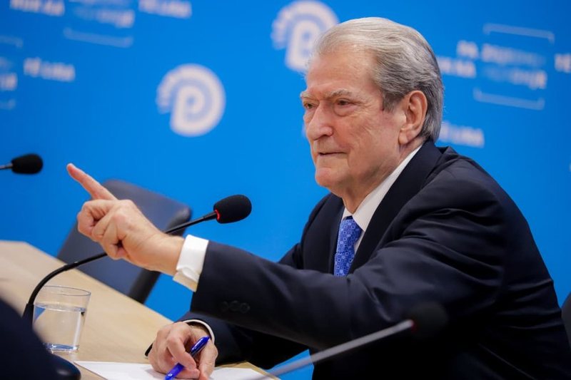 Berisha ‘i përgjigjet’ Salianjit për revoltën: Më 22 dhjetor protestë kombëtare, deri në krijimin e qeverisë teknike