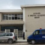 Nxjerre e sekretit shtetëror, armëmbajtje pa leje dhe organizimi i lojërave të fatit – Dënohen ish-kreu i SHISH në Berat dhe djali i tij