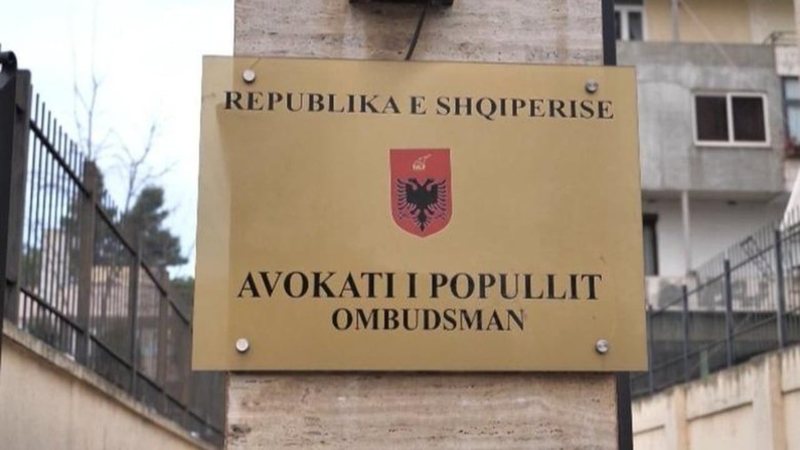 PD-PS negociata të fshehta për zgjedhjen e Avokatit të Popullit. Emrat e 6 kandidatëve që kanë marrë firmat e deputetëve demokratë