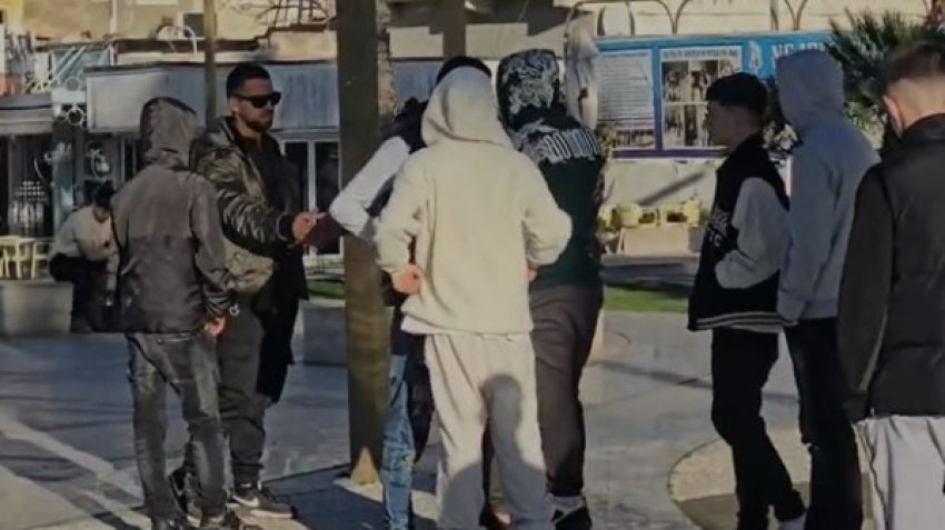 Në Durrës protestohet për 15-vjeçarin e therur me thikë