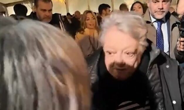 Nëna e Melonit: “Jam krenare për vajzat e mia, por prisja një… Papë”