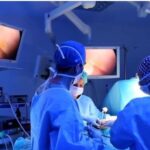 Mjekët e “Shefqet Ndroqit” realizojnë me sukses operacionin për heqjen e një formacioni cistik