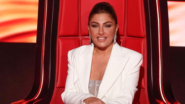 Këngëtarja greke, Elena Paparizou shtrohet me urgjencë në spital